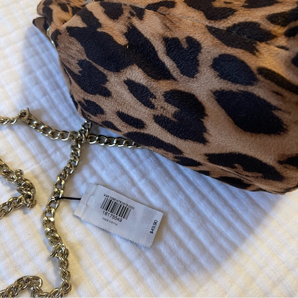 Leopard print drawstring bucket bag NWT - Picture 3 of 3